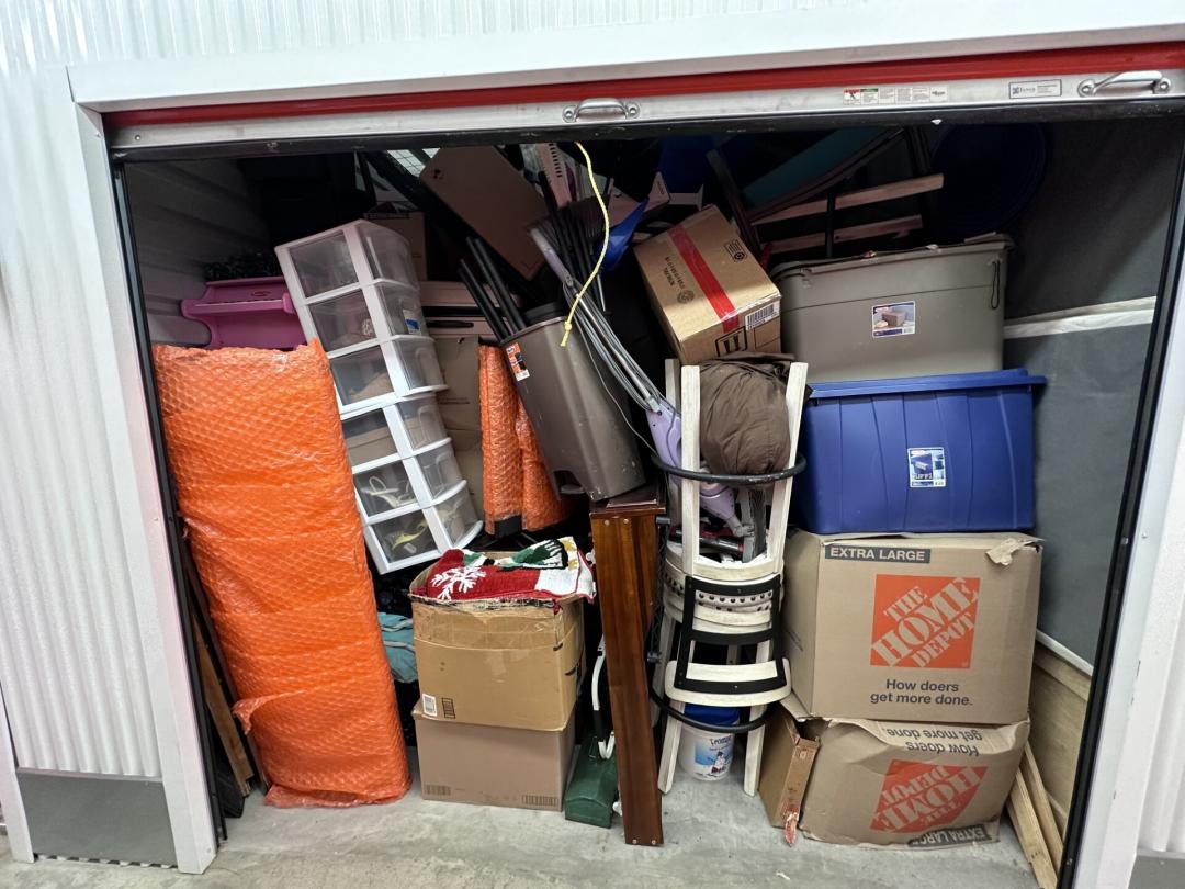 Storage Unit Auction in Newark, NJ at Uhaul of Newark (Orange street